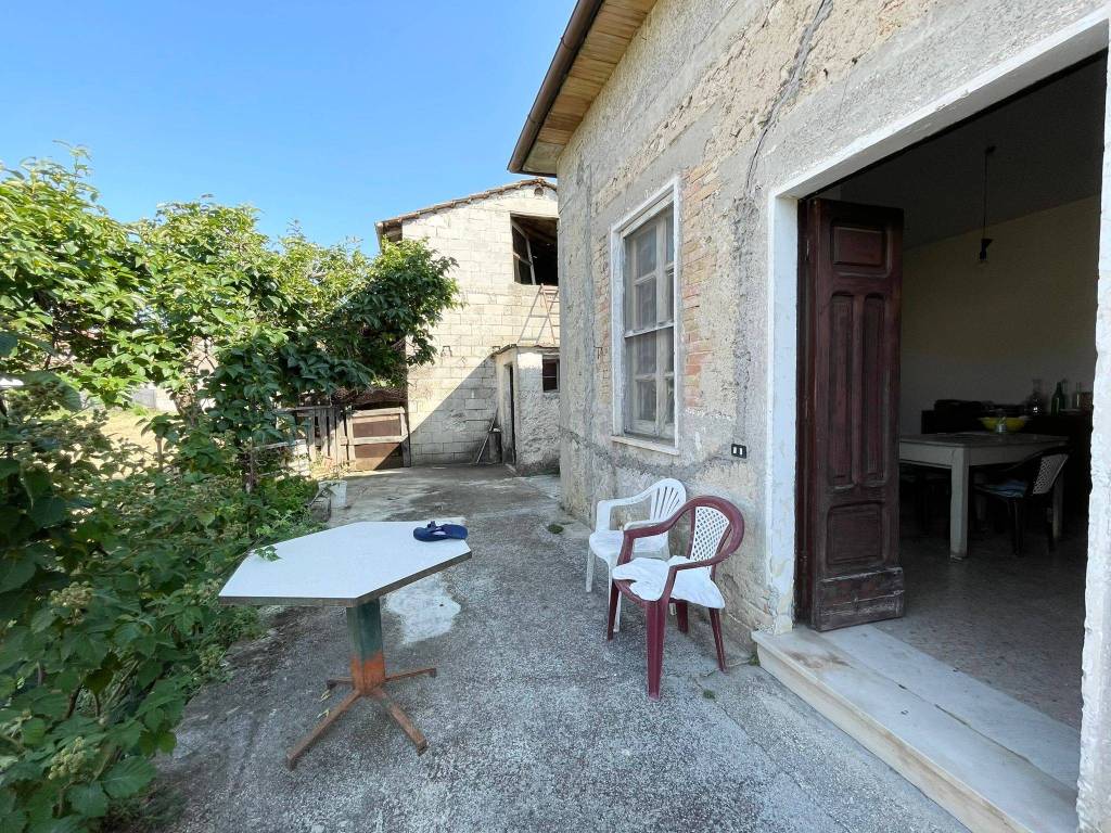 Casa indipendente a Isola del liri in Via Francesco Petrarca - Foto 4