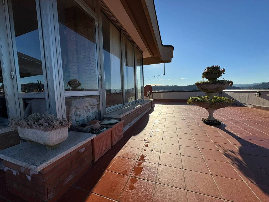 Attico / mansarda a Poggibonsi in Viale Guglielmo Marconi - Foto 5