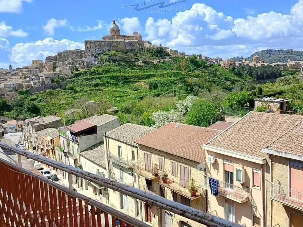 Palazzo / stabile a Piazza armerina in Via Torquato Tasso, 69 - Foto 2