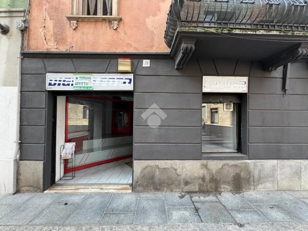 Appartamento a Vercelli in Via Dante Alighieri, 29 - Foto 2