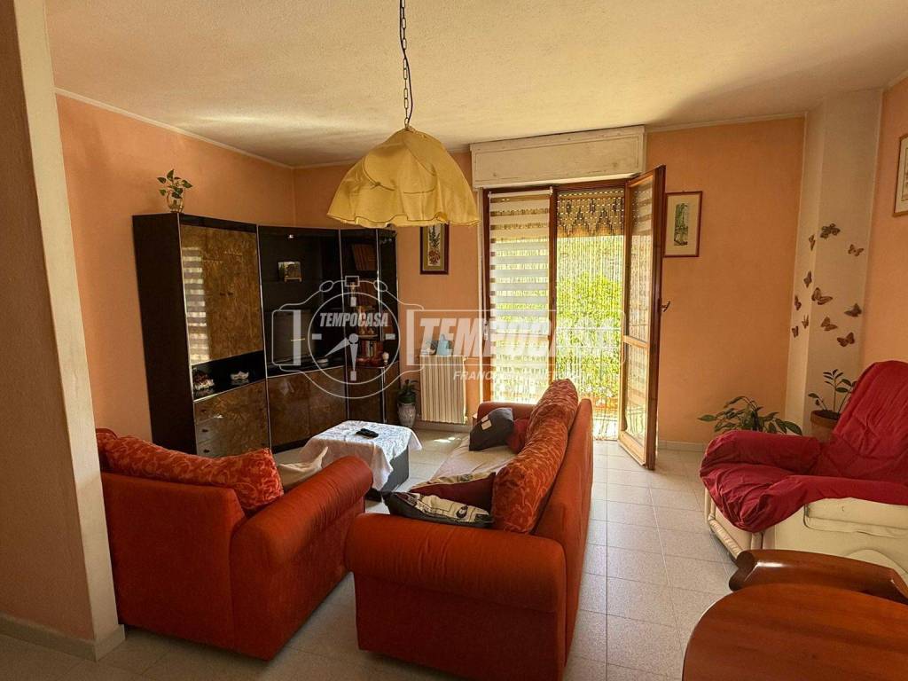 Appartamento a Assemini in Via Goceano 15 - Foto 4