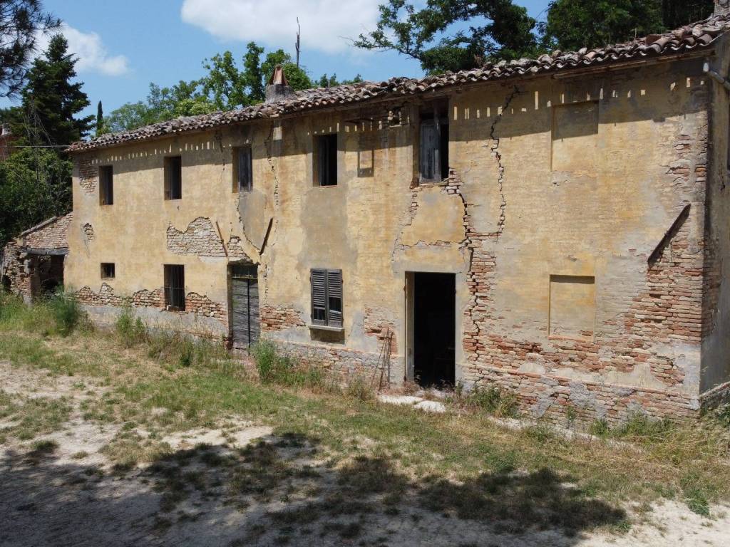 Rustico / casale a Cartoceto in Via Mombaroccese - Foto 2