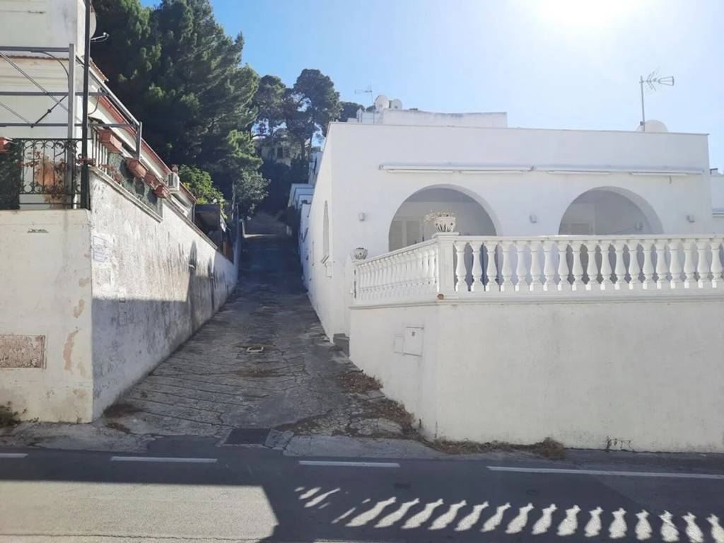 Appartamento a Vico del gargano in Via Dei Gerani S.N.C. - Foto 3
