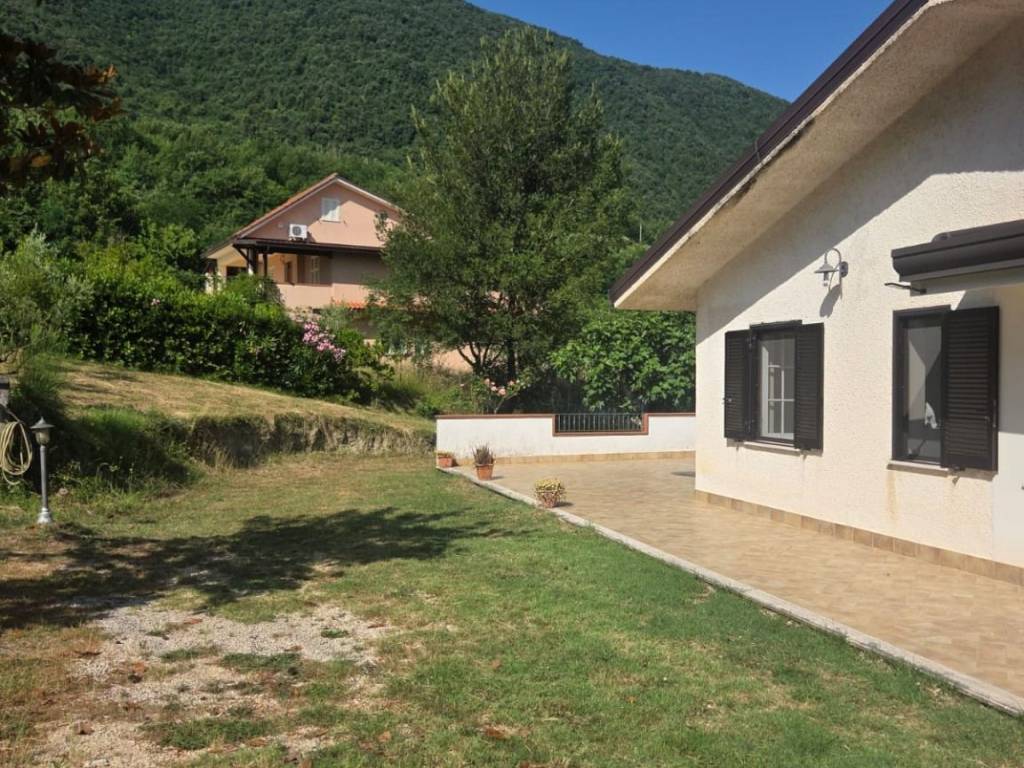 Villa a Ceccano in Via San Giuseppe, 94 - Foto 2