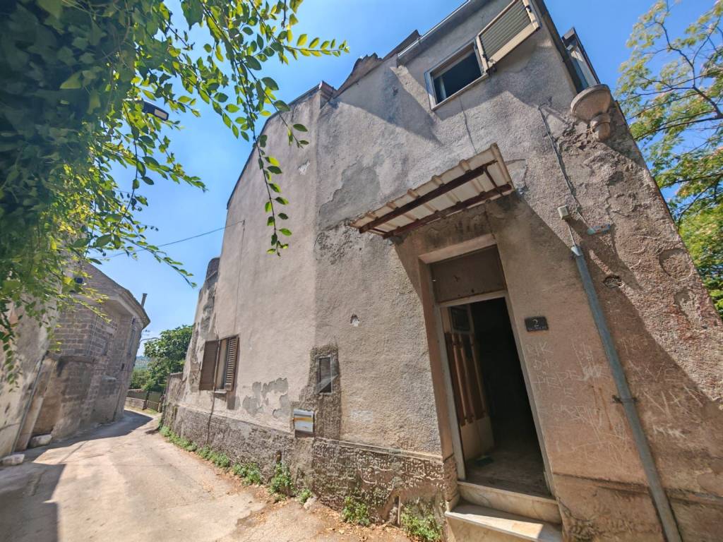 Casa indipendente a Caserta in Via Ladevaia, 50 - Foto 3