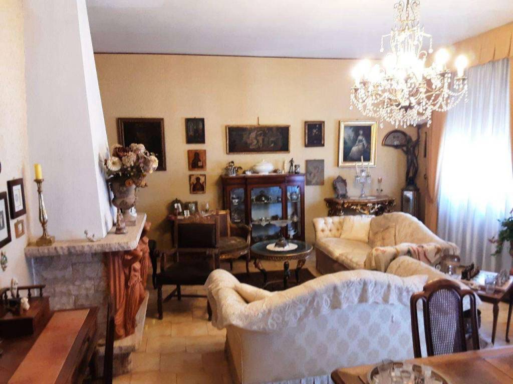 Appartamento a Francofonte in corso dei Mille - Foto 3