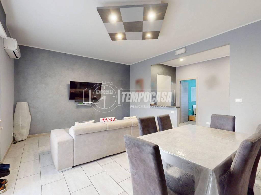Appartamento a La loggia in Via Monte Rosa 14 - Foto 2