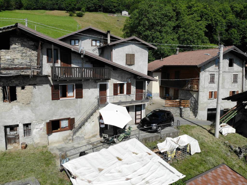 Villa a Malonno in Via Nazio - Foto 2