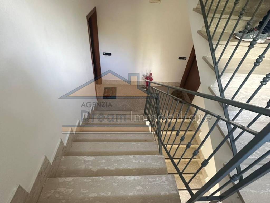 Appartamento a Formia in Via dell'Acquarole - Foto 3