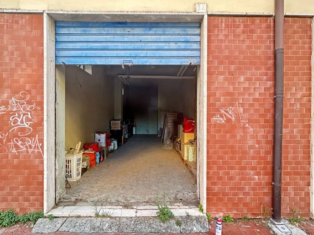Box / garage a Potenza in Via Francesco Baracca, 34 - Foto 2