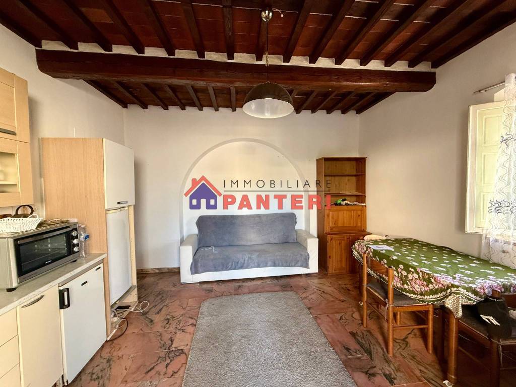 Appartamento a Pescia in Via Leopoldo Galeotti, 64 - Foto 2