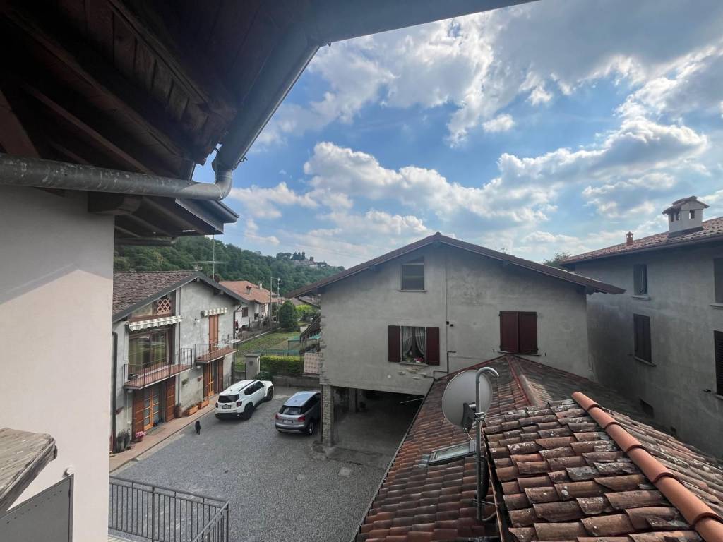 Rustico / casale a Colle brianza in Via Piave, 5 - Foto 3