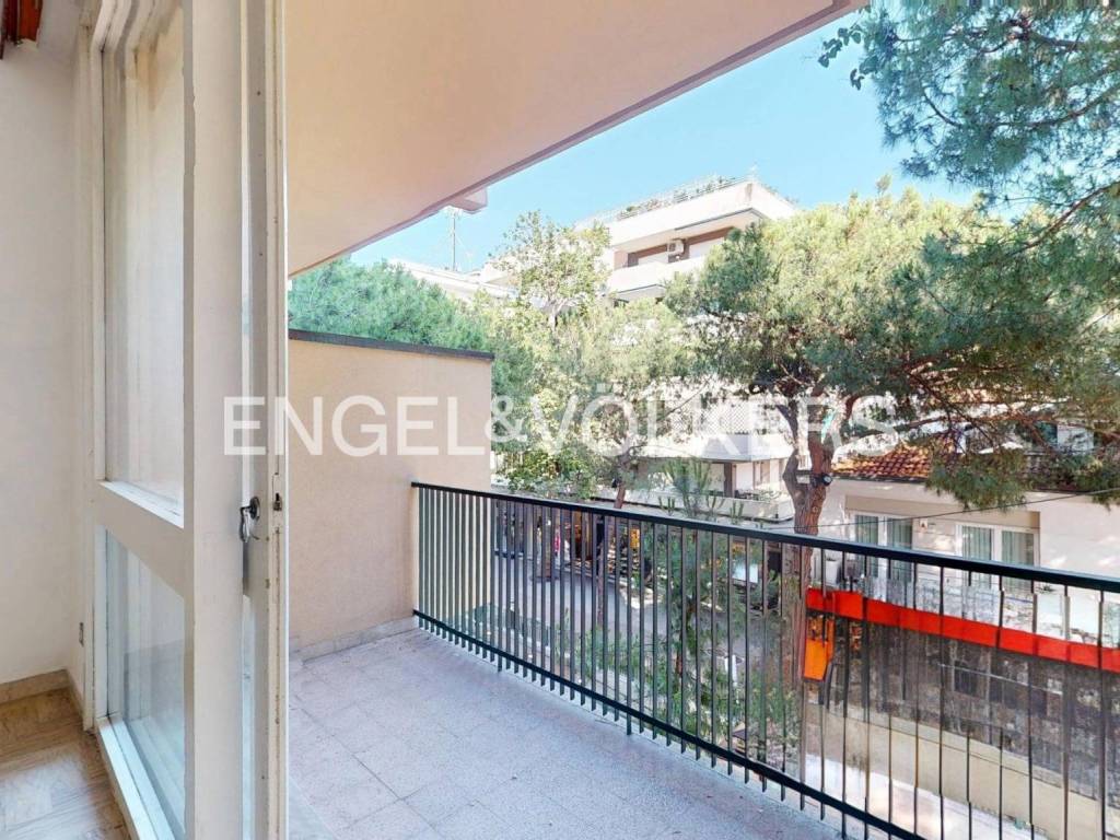 Appartamento a Riccione in Viale Maria Ceccarini, 118 - Foto 4