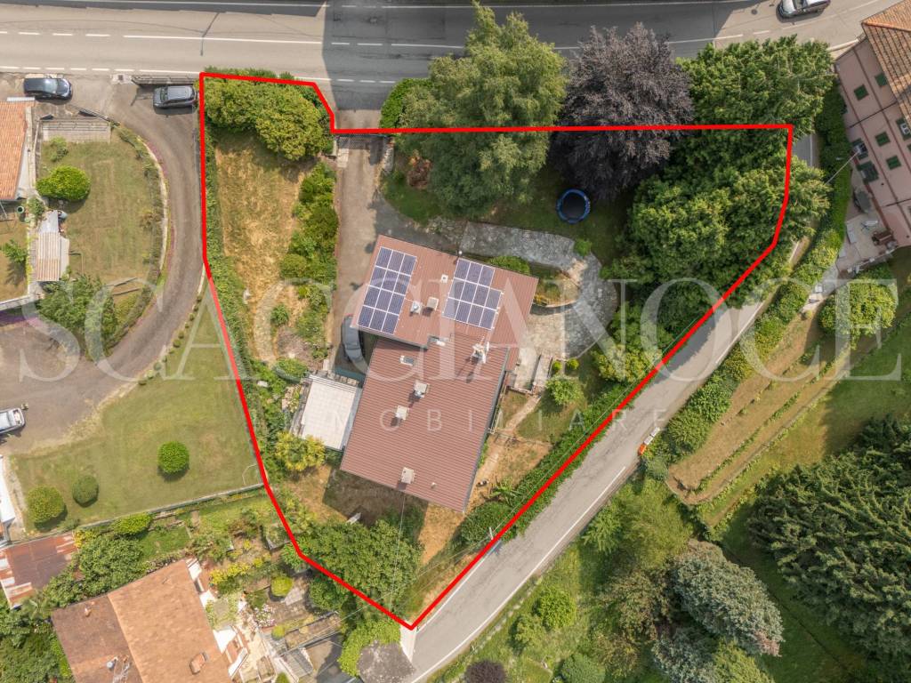 Villa a Biella in Via Santuario di Oropa, 227 - Foto 3