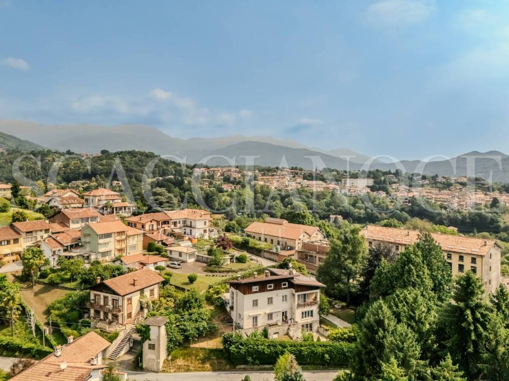 Villa a Biella in Via Santuario di Oropa, 227 - Foto 4