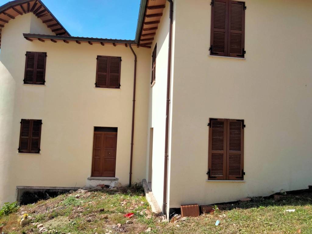 Villa a Nocera umbra in Frazione Isola - Foto 2