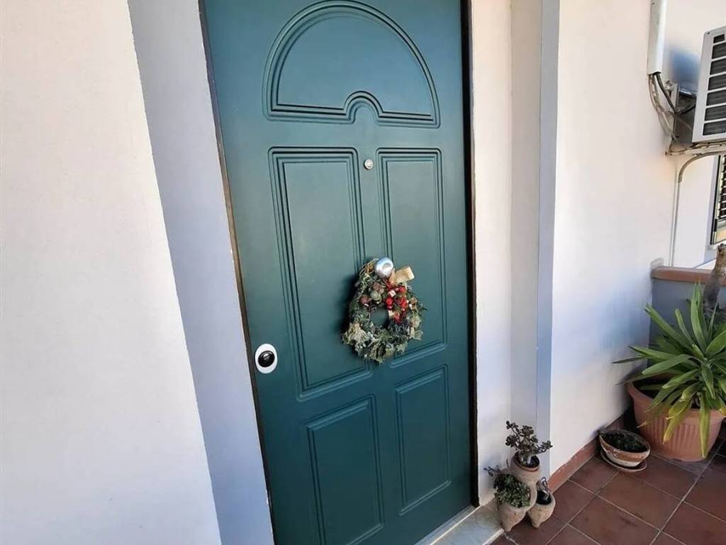 Villa a Rosignano marittimo in Quartiere Centro-Monte Alla Rena - Foto 3