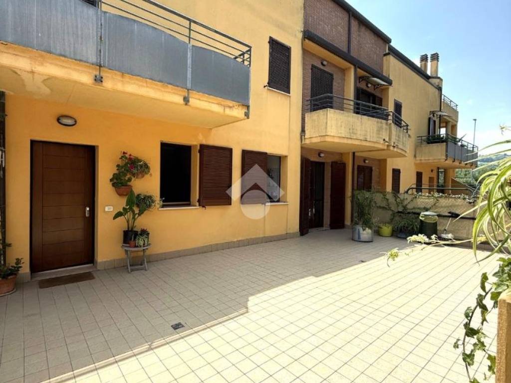 Appartamento a Vallefoglia in VIA xxi gennaio - Foto 2