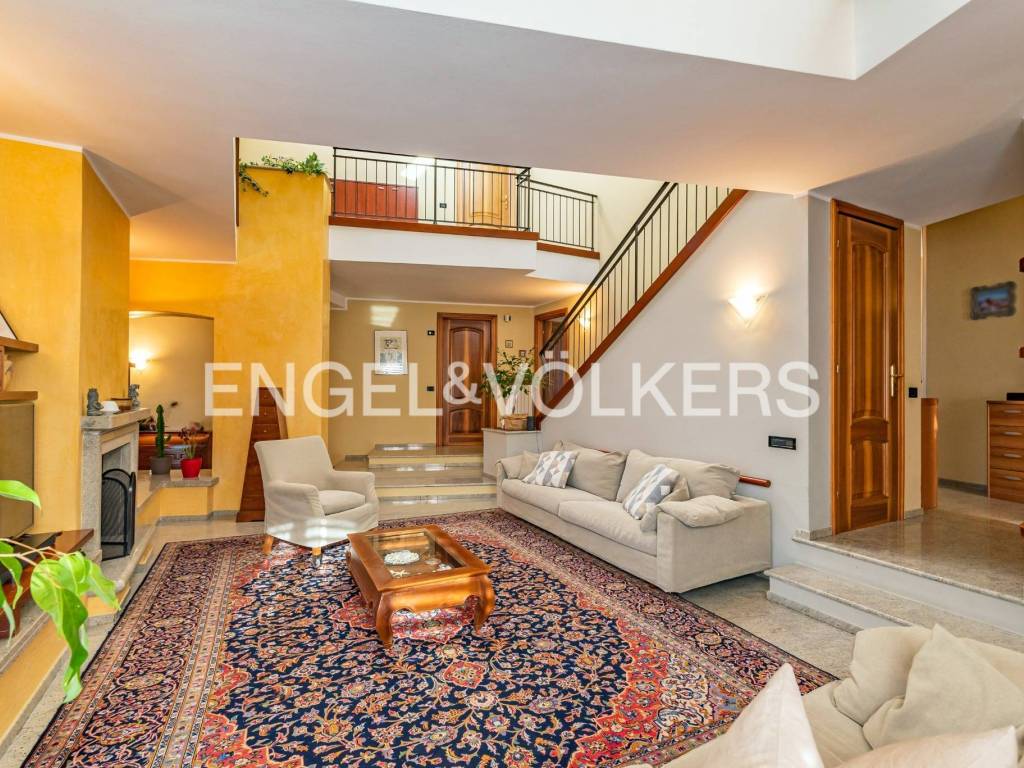 Villa a Uboldo in Via Risorgimento, 46 - Foto 2