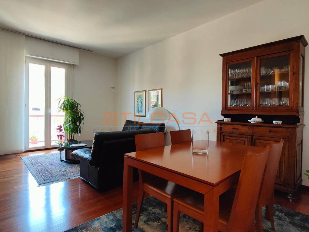 Appartamento a Pesaro in Via Giovanni Giolitti, 139 - Foto 3