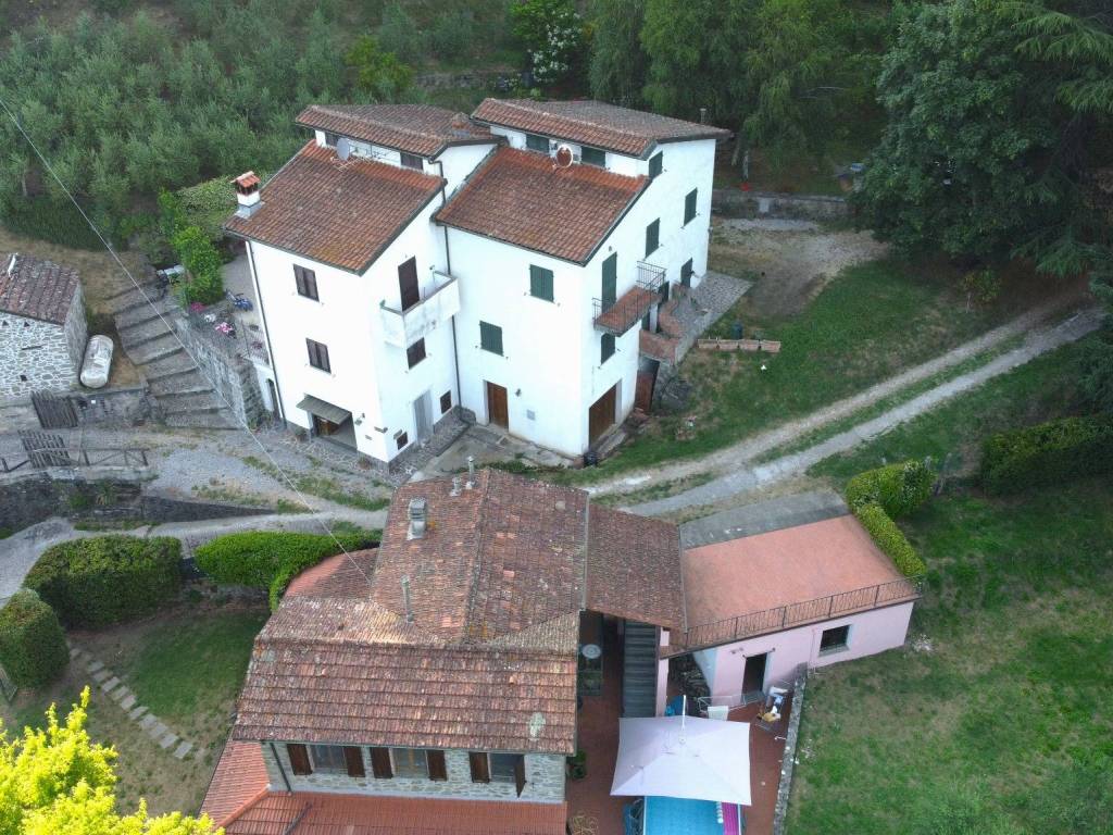 Villa a Bagni di lucca in Località La Croce - Foto 2