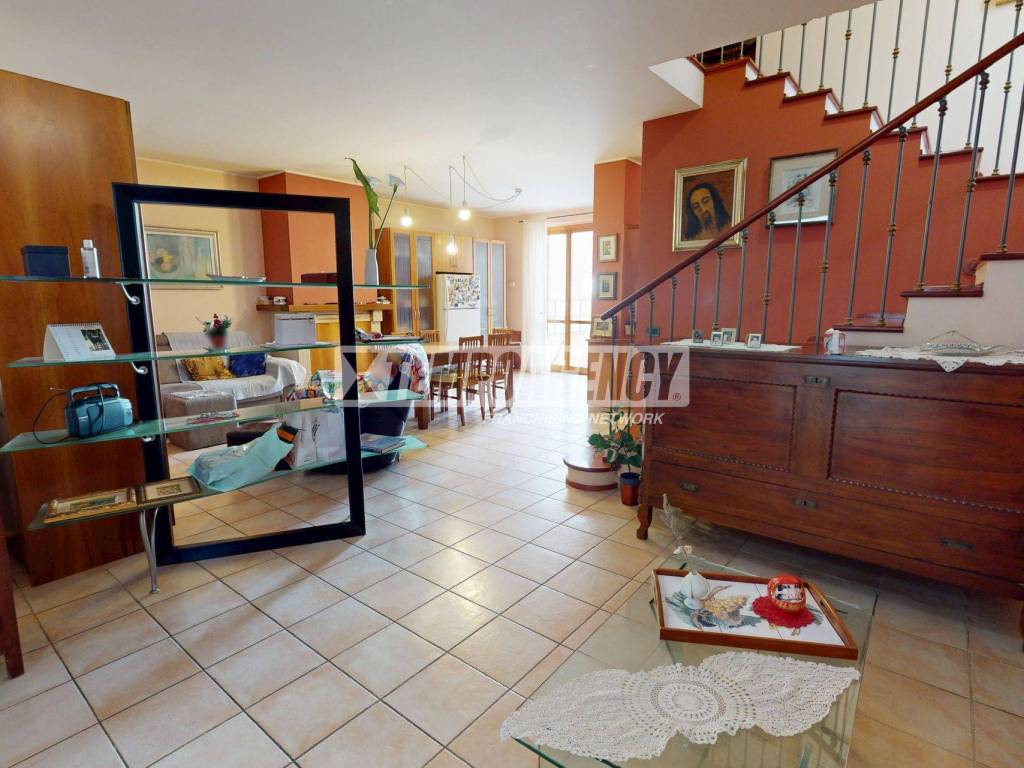 Casa indipendente a Corridonia in Via Zoccolanti, 17 - Foto 2