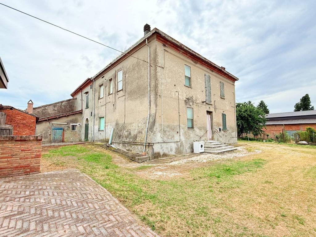 Villa a Alfonsine in Via Bassa, 213 - Foto 3