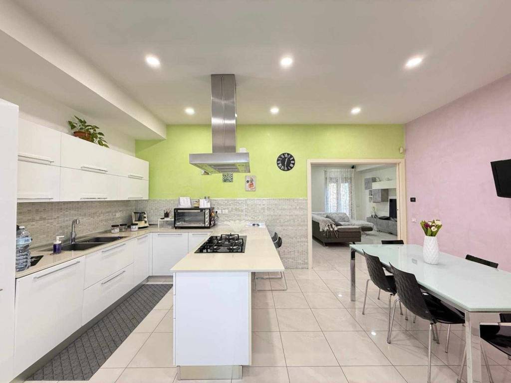 Appartamento a Nocera superiore in Viale Croce - Foto 4