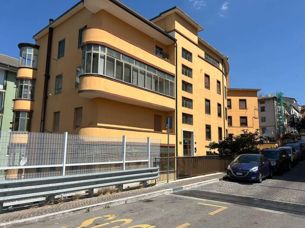 Appartamento a Potenza in Via Emanuele Viggiani, 8 - Foto 5