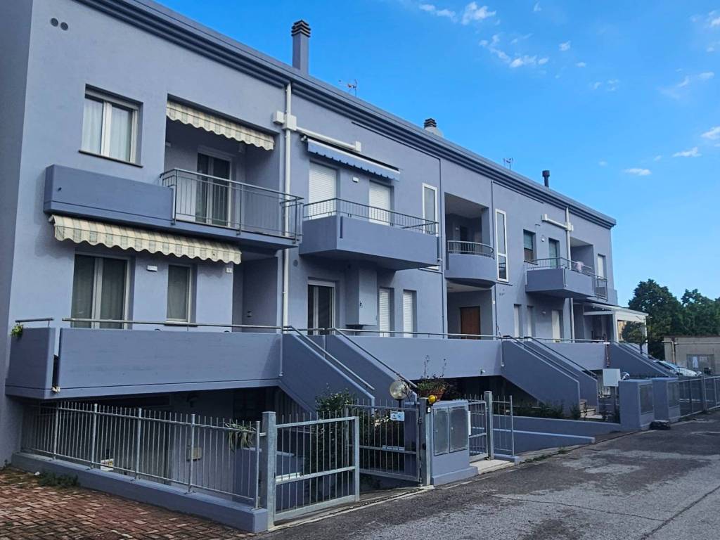 Casa indipendente a Fano in Via Divisione Carpazi - Foto 4