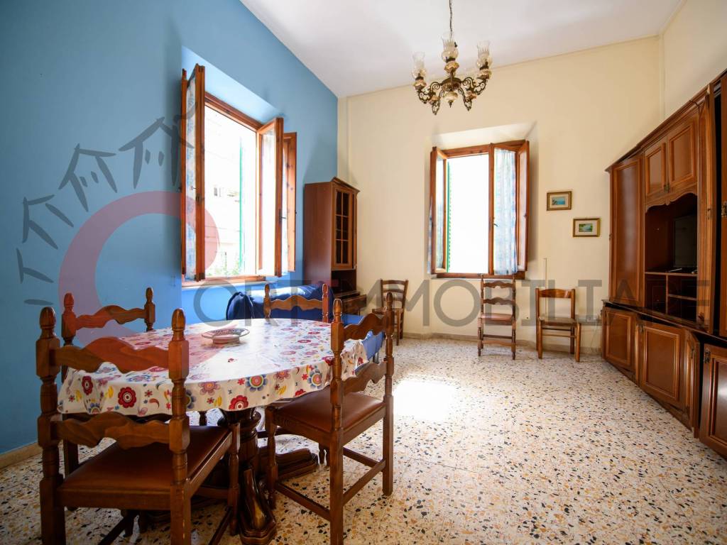 Appartamento a Follonica in Via Serri - Foto 3