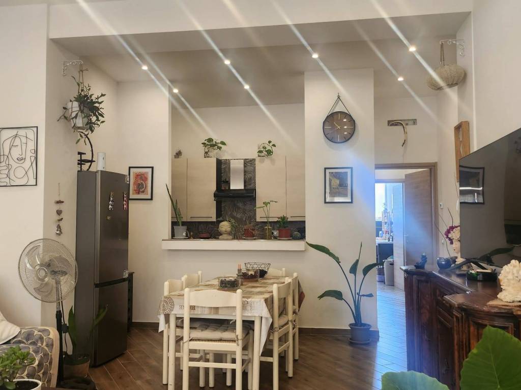 Appartamento a Caronno pertusella in Via Trieste, 1154 - Foto 3