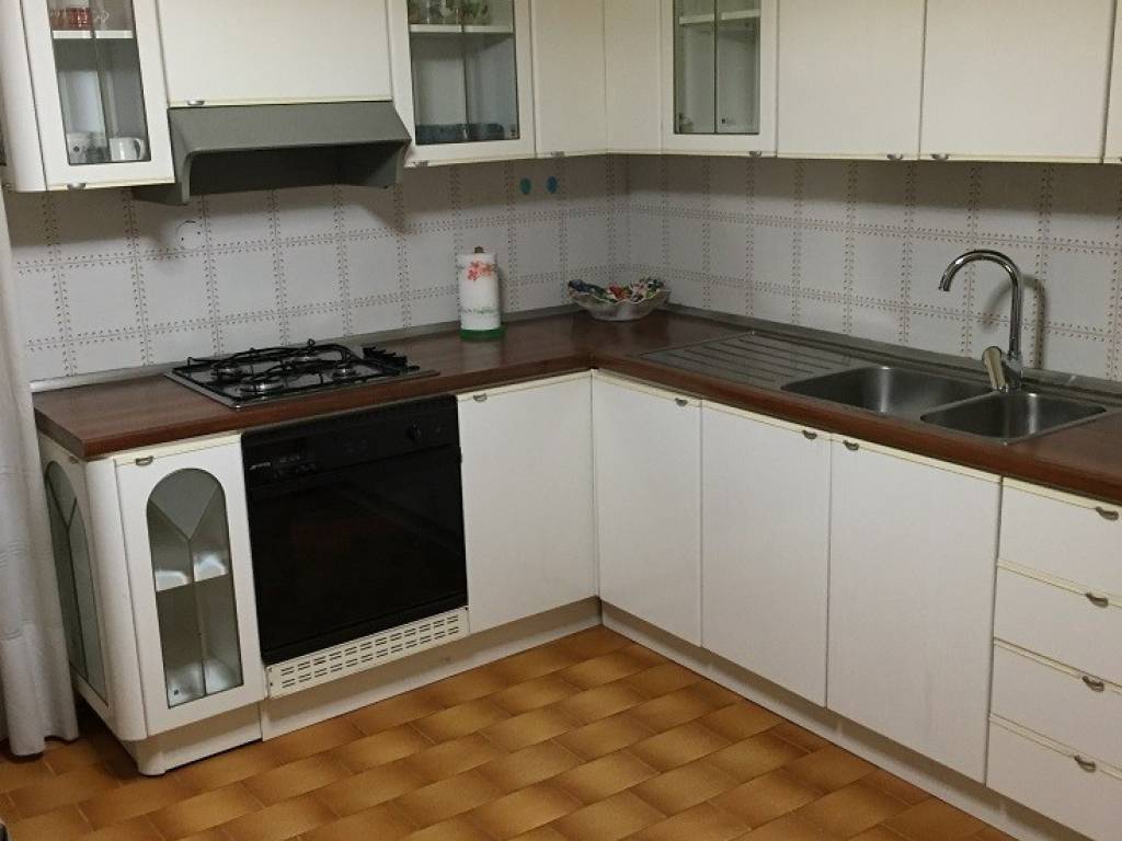 Appartamento a Modena in Via Belluno - Foto 4