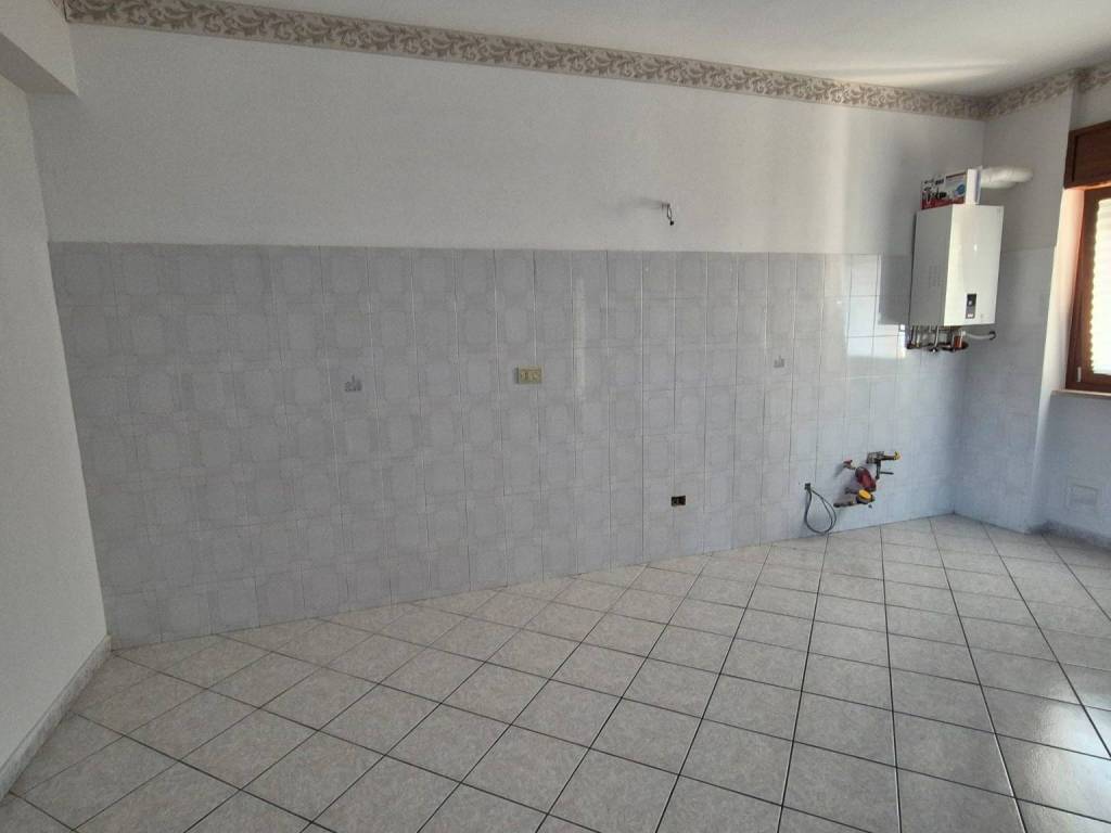 Appartamento a Avezzano in Via Ferruccio Parri, 15 - Foto 3