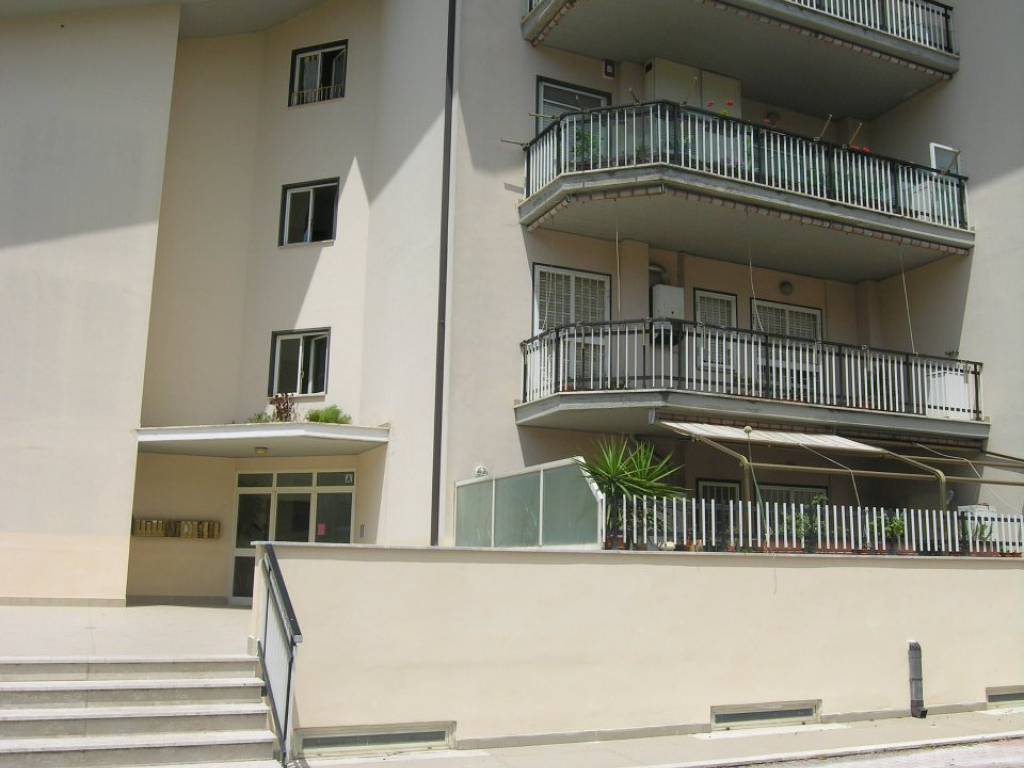 Appartamento a Aprilia in Via Campo Leone Scalo, 4 - Foto 2