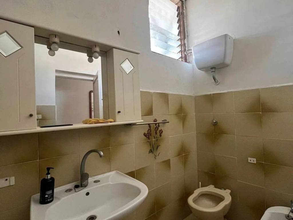 Villa a Castel volturno in Viale Lago Molveno S.N.C. - Foto 2