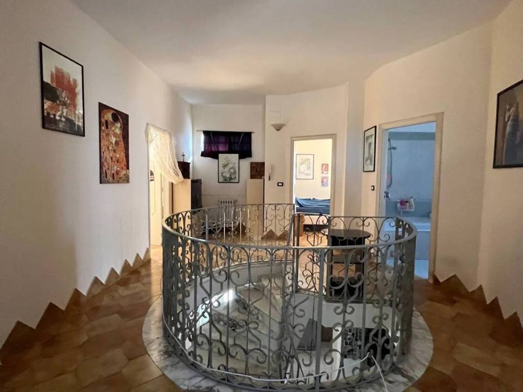 Villa a Castel volturno in Viale Tirreno Ischitella S.N.C. - Foto 4