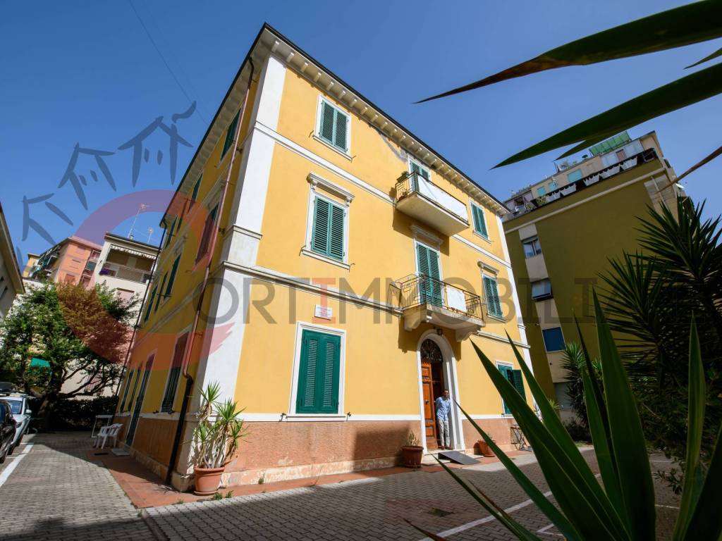 Appartamento a Follonica in Via Serri - Foto 5