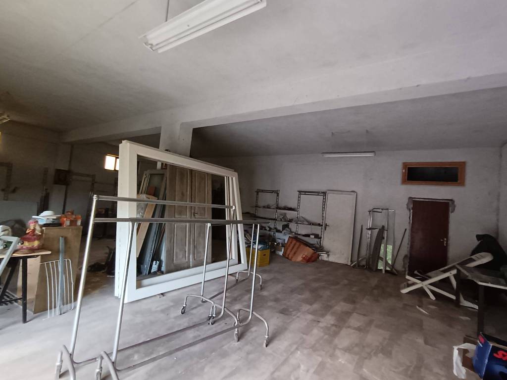Casa indipendente a Lamezia terme in Via Mirella Staglianò, 13 - Foto 5