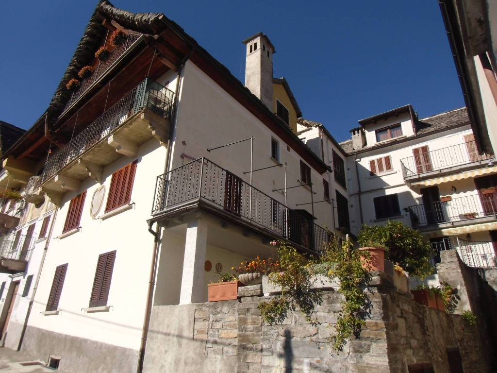 Attico / mansarda a Toceno in Via Benefattori - Foto 2