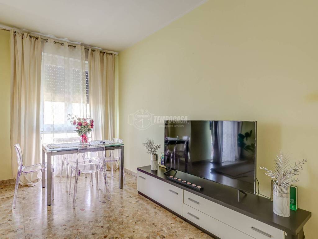 Appartamento a Cardano al campo in Via Antonio Gramsci 56 - Foto 4