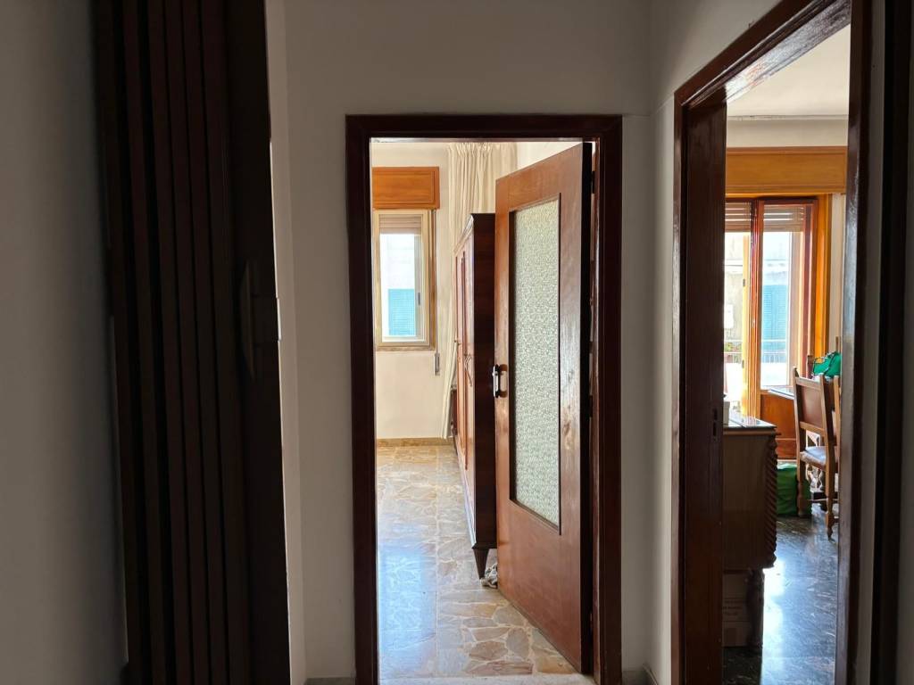 Appartamento a Taranto in Via Colonnello Giovanni Cugini, 5 - Foto 2