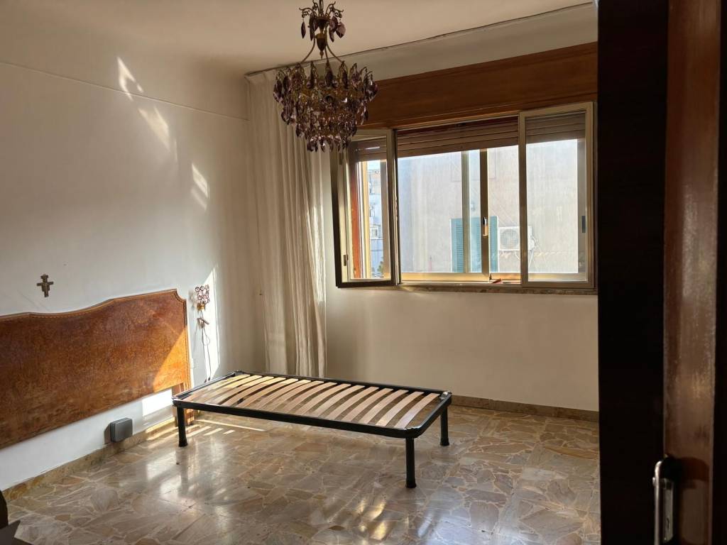 Appartamento a Taranto in Via Colonnello Giovanni Cugini, 5 - Foto 5