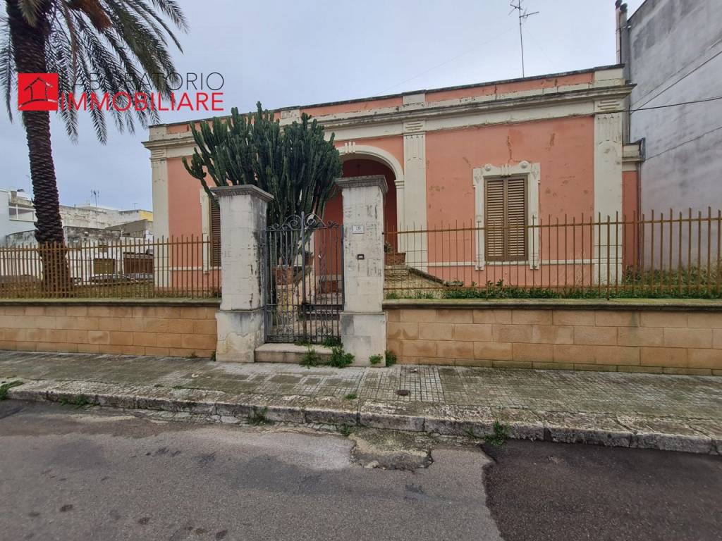 Casa indipendente a Surbo in via francesco Lo Re - Foto 2