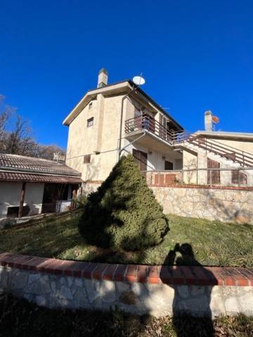 Appartamento a Rocca di cambio in Via dei Cerri - Foto 4