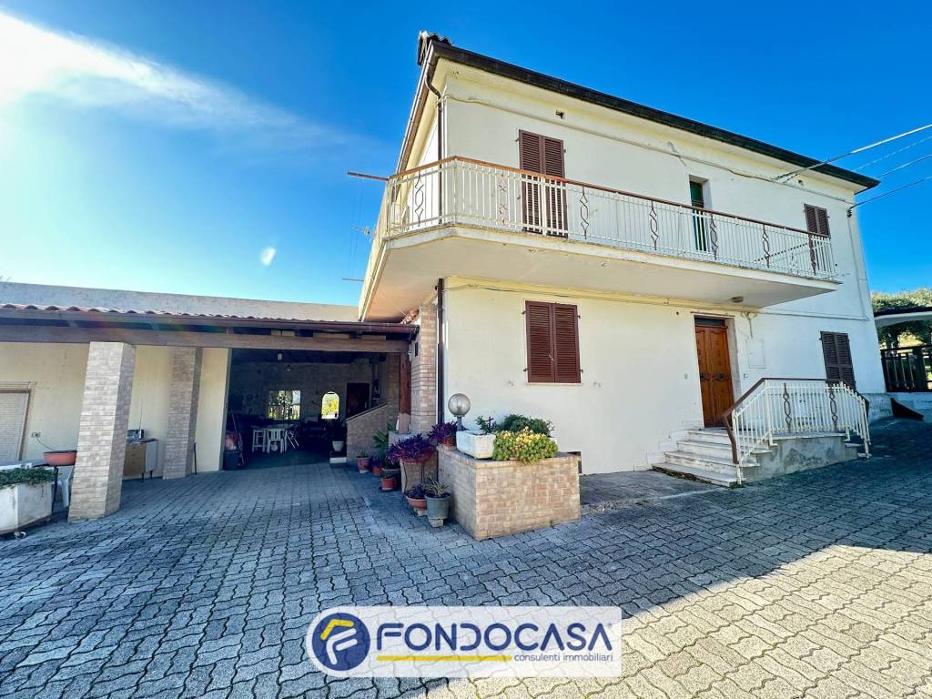 Rustico / casale a Civitella del tronto in Contrada Santa Reparata, 15 - Foto 2