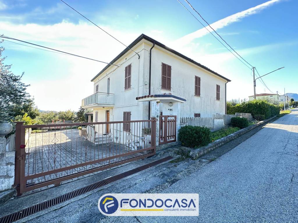 Rustico / casale a Civitella del tronto in Contrada Santa Reparata, 15 - Foto 3
