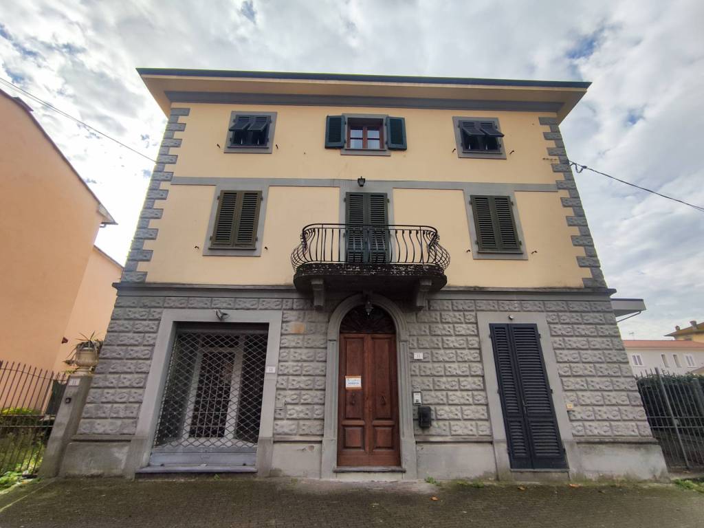 Villa a Porcari in Viale Guglielmo Marconi, 3 - Foto 2
