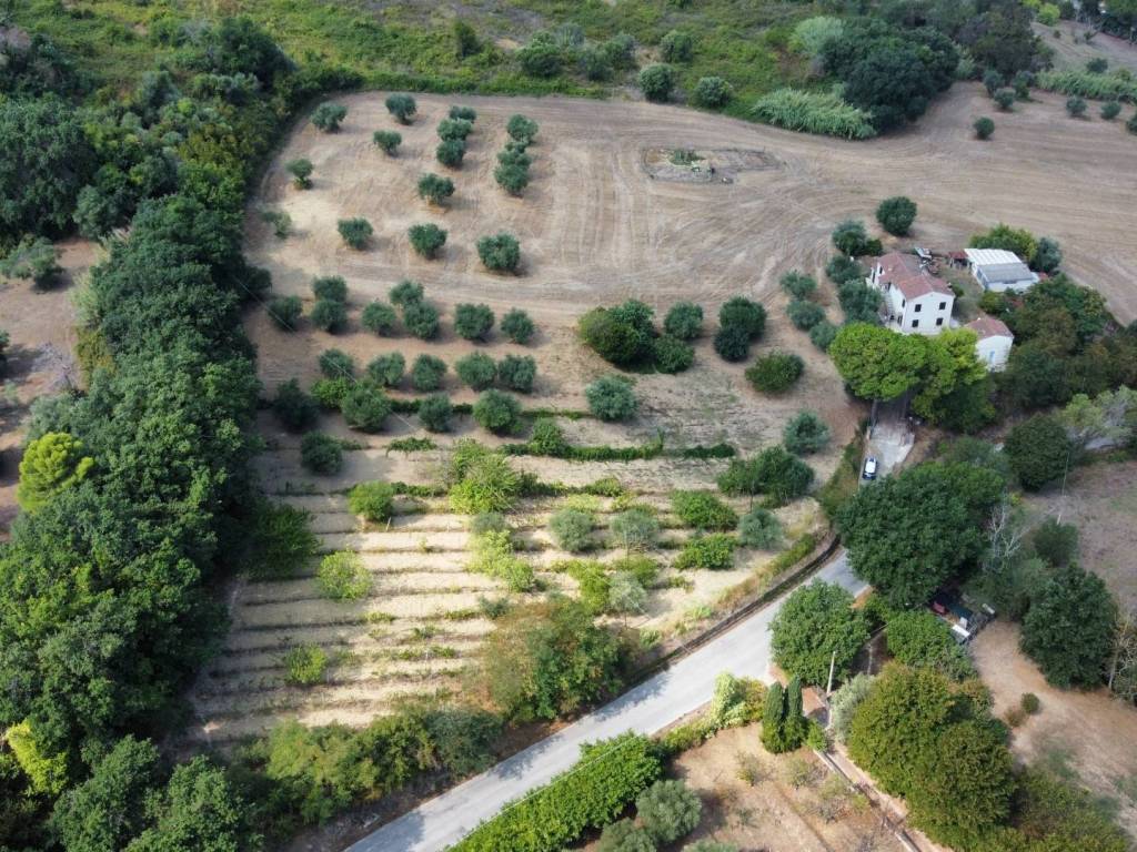 Rustico / casale a Civitanova marche in Strada Vicinale San Savino, 9 - Foto 5