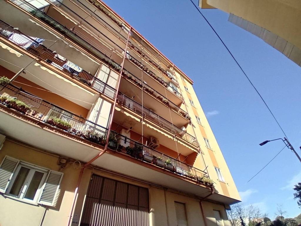 Appartamento a Catanzaro in Via Padre Antonio da Olivadi - Foto 3